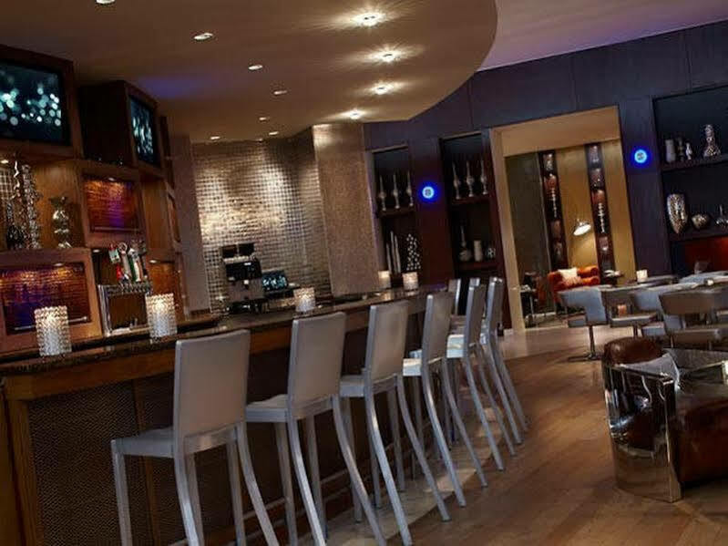 文艺复兴圣路易斯机场酒店 伯克利 外观 照片